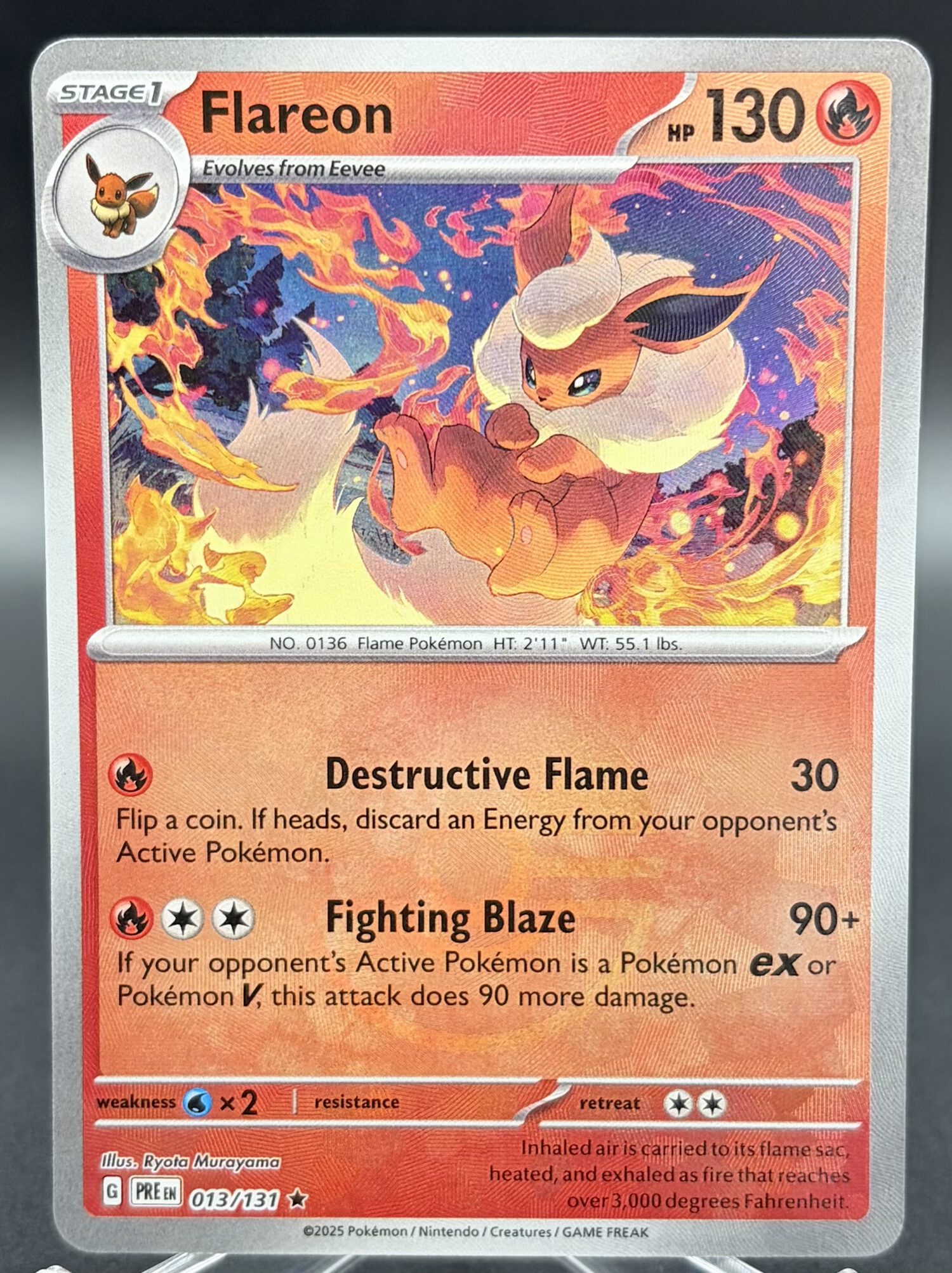 Flareon 013/131 - Prismatic Evolutions - Pokeball Reverse Holo